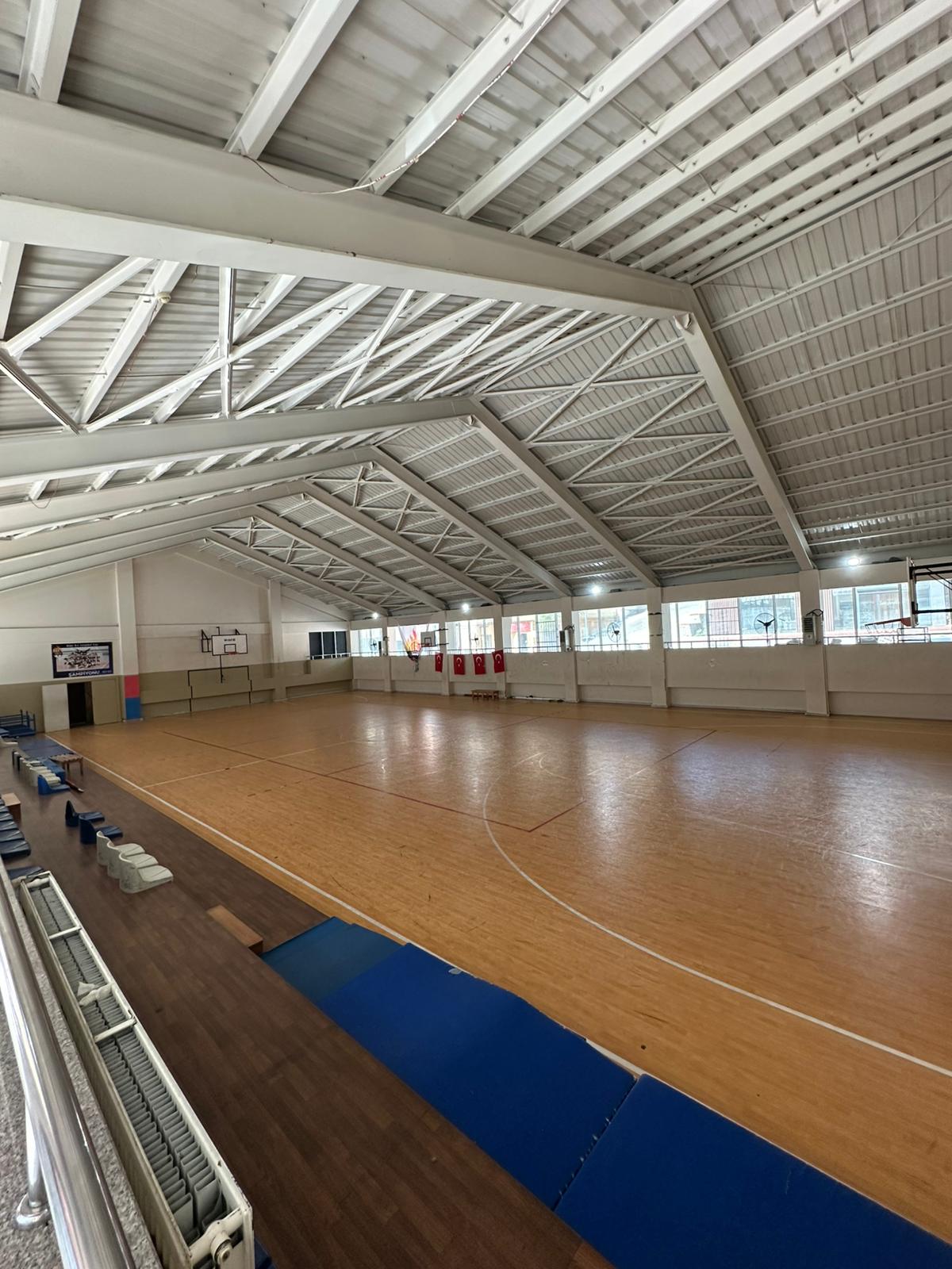 Basketbol Sahası 1