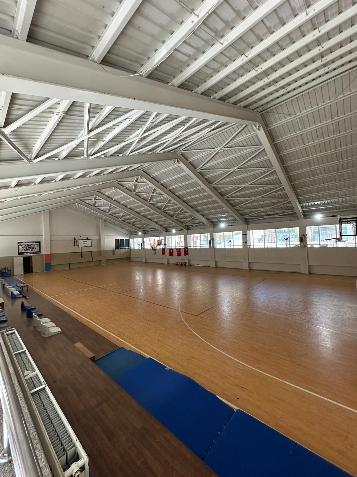 Basketbol Sahası 2