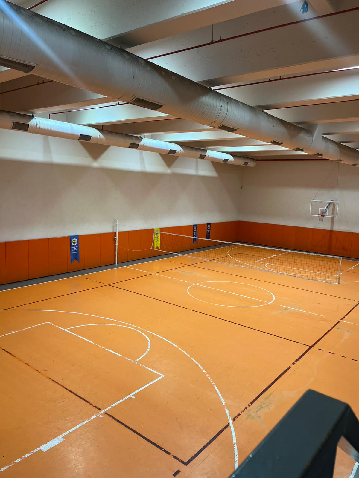 Voleybol Sahası 2